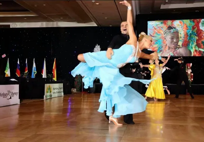 Merenkov Ballroom Picture 2