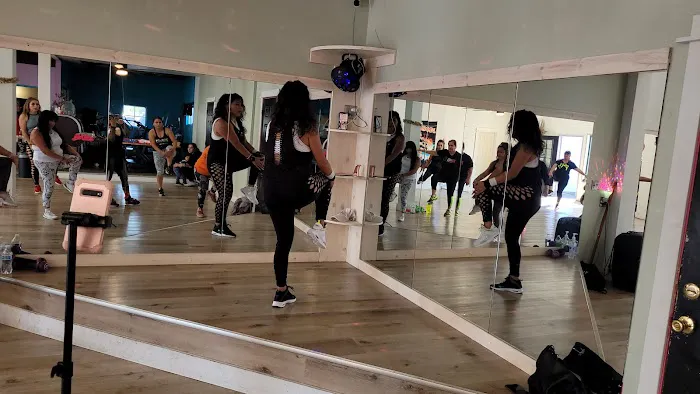 Xpression Studio Picture 3
