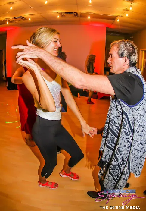 DanceEntourage Picture 9