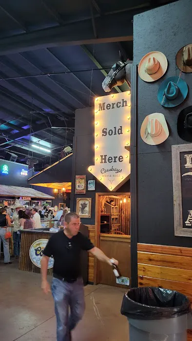 Cowboys Dance Hall Picture 9