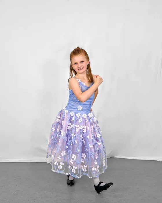Captivating Dance Studio Picture 2
