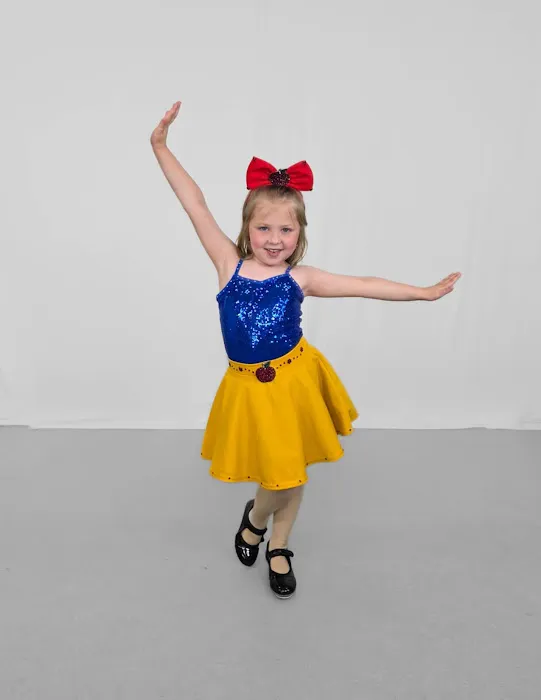 Captivating Dance Studio Picture 8