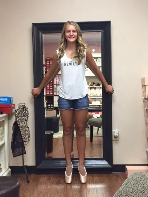The Dancers Closet Picture 1