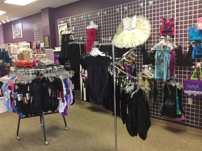 DANZAR Dance Boutique Picture 1