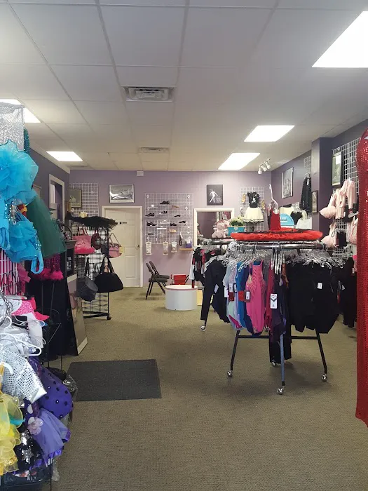 DANZAR Dance Boutique Picture 3