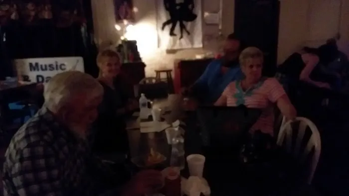Cotton Eyed Joes Picture 2