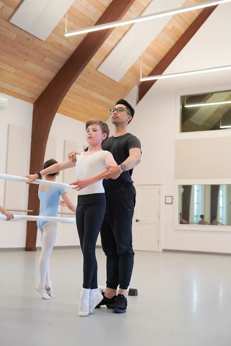 Bellevue Classical Ballet Picture 4
