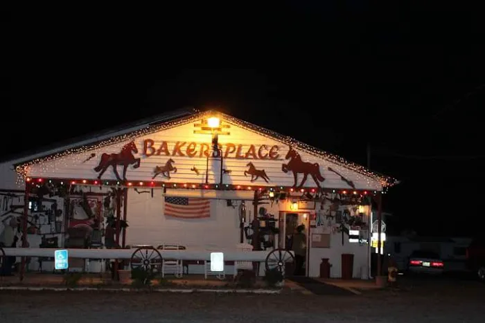 BAKER'S PLACE Picture 1