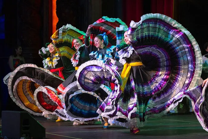 Ballet Folklorico de Chicago Picture 2