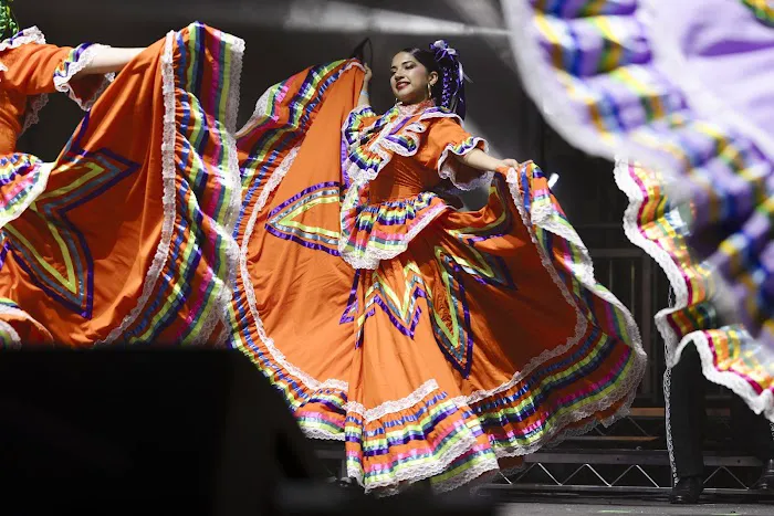 Ballet Folklorico de Chicago Picture 6