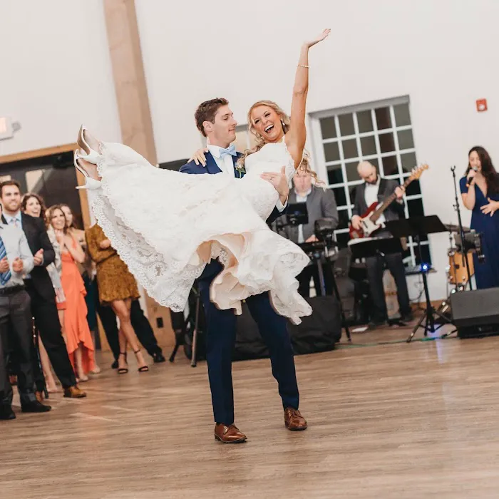 Boston Ballroom® Picture 9