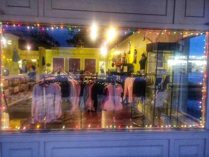 Bailey Slipper Shop Picture 4