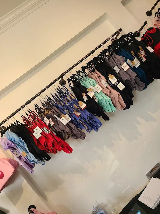 3dm Custom Designs & Dancewear Picture 4