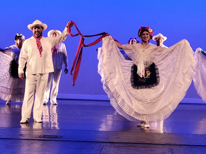 Alegre Ballet Folklórico Picture 2