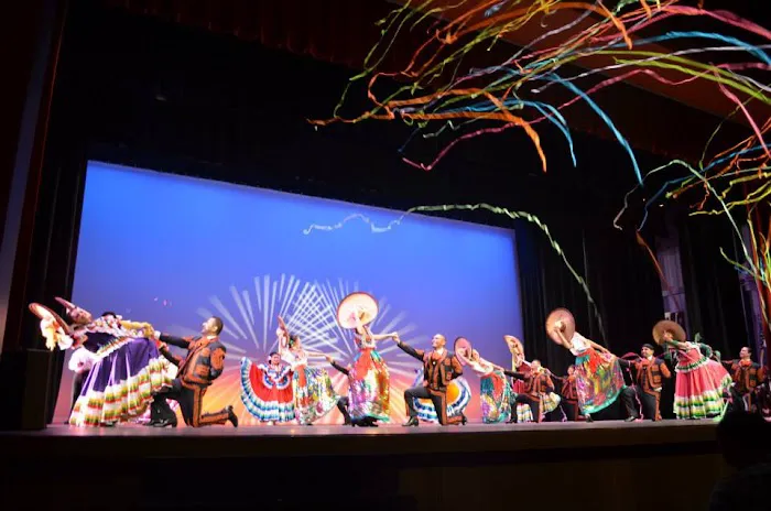 Alegre Ballet Folklórico Picture 3