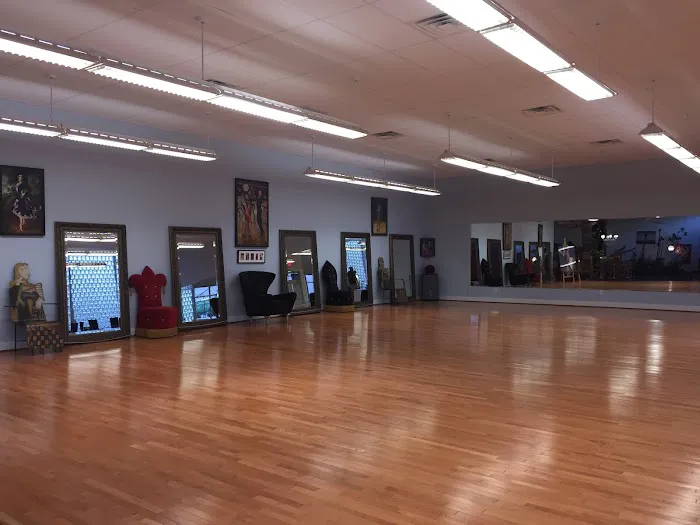 Gocha Shorena Center of Ballroom Dance Picture 2