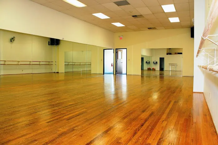 Contemporary Ballet Dallas Picture 2