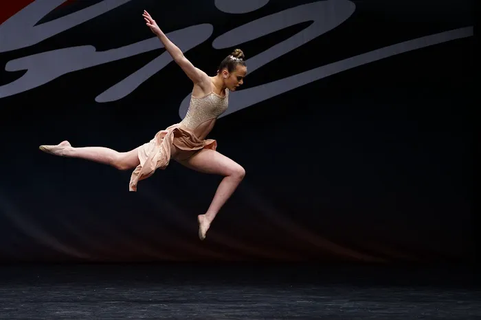 Apex Dance & Performing Arts Picture 4
