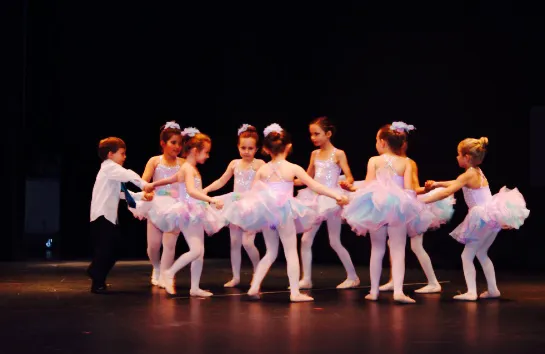 AD Dance Picture 7