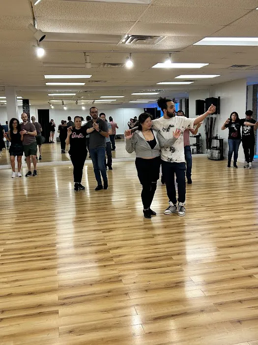 Alpha Midway Dance Studio Picture 2