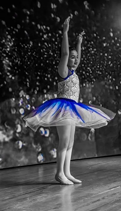 Lucy Dance Fit Studio Picture 7