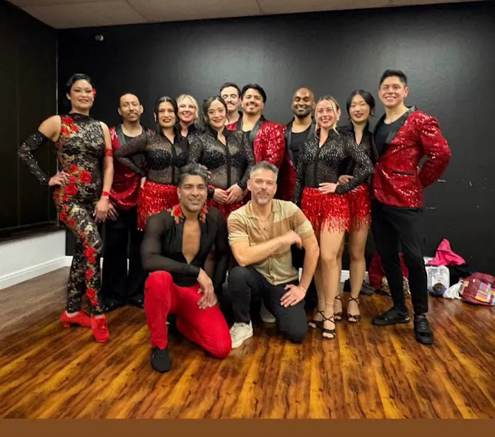 Salsabysal Dance Studio Of Salsa, Bachata & Cumbia Picture 5