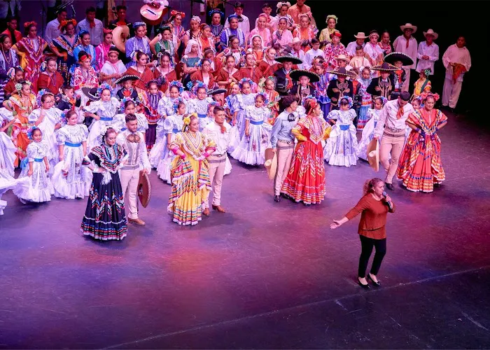 SIMA Ballet Folklorico Picture 3