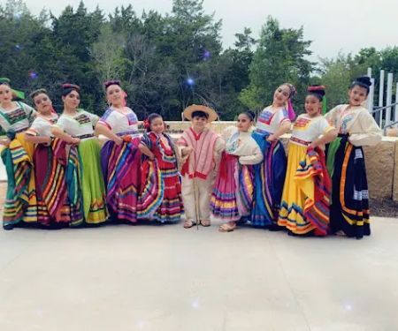 Ballet Folklorico De Dos Tierras