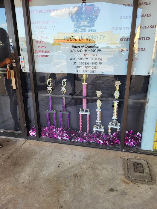 House of Royalty Dance Factory Picture 6