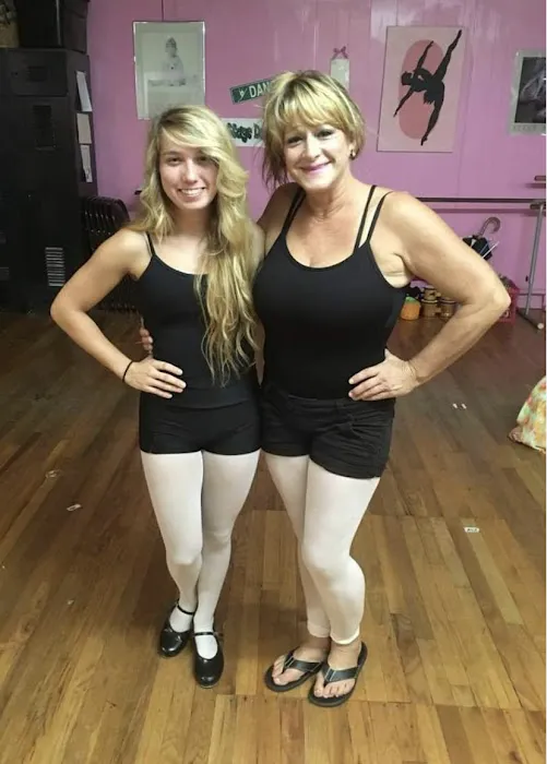 Stage Door School of Dance Picture 8