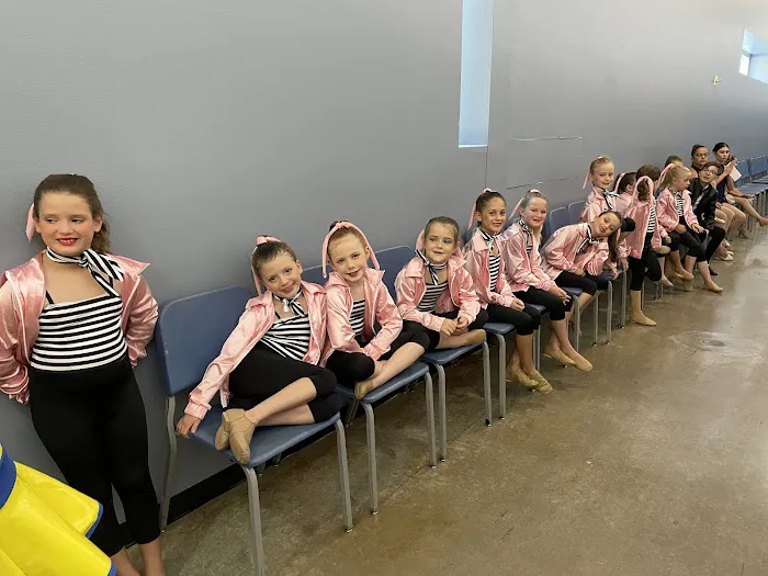 Royale Ballet Dance Academy Picture 8