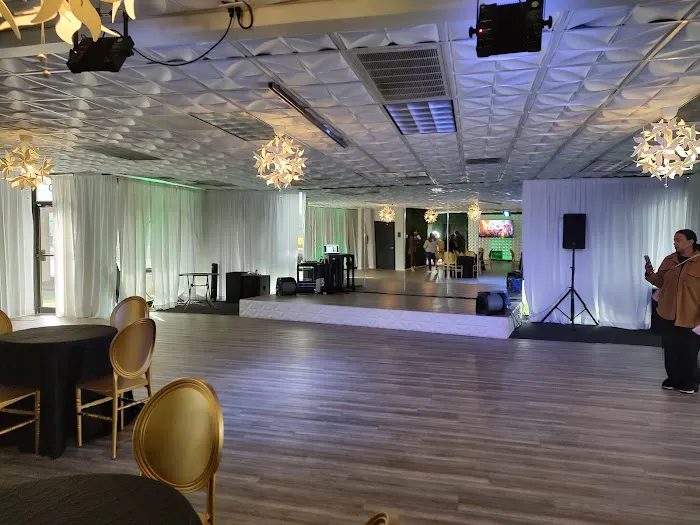Jam Box Fitness Lounge Picture 3