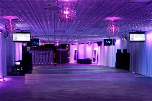 Jam Box Fitness Lounge Picture 1