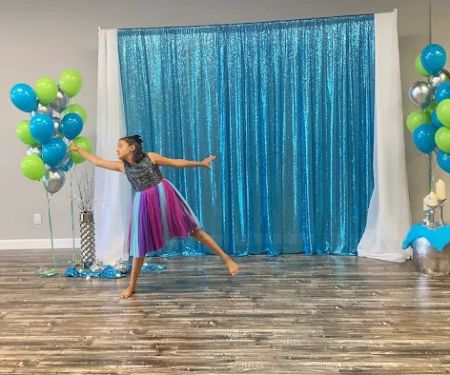 Milaana Dance Plano