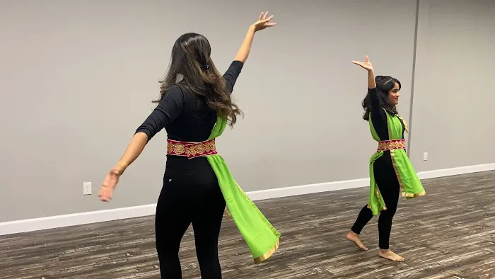 Milaana Dance Plano Picture 10