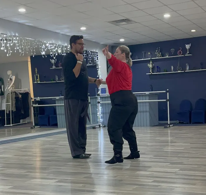 RL Dance Studio Picture 7