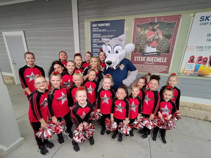Dancin’Ovations Dance Studio Picture 9