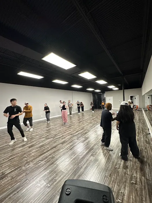 HQ Dallas Dance Studio Picture 4