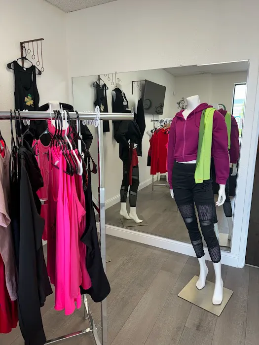 Wanda's Studio Picture 4