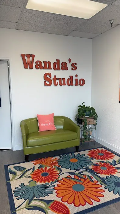 Wanda's Studio Picture 8