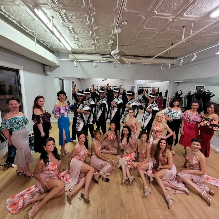 Argentine Tango in Dallas - Classes and Milonga Picture 7