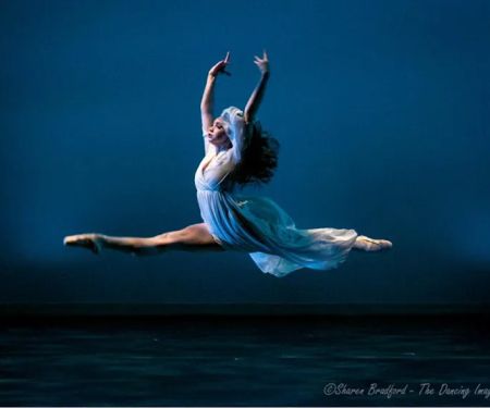 Avant Garde Theatre of Dance