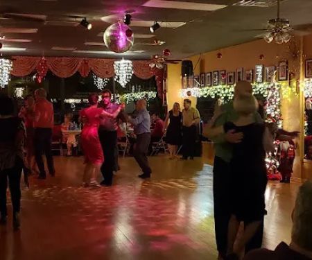 P J's Dancetique