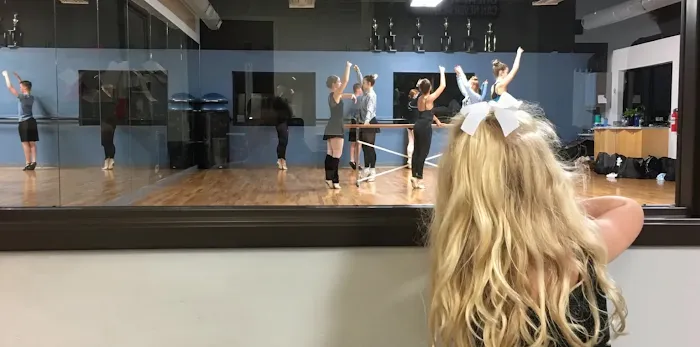Top Hat Dance Centre Picture 2