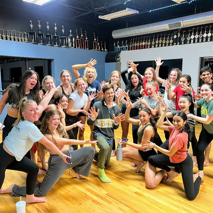 Top Hat Dance Centre Picture 3
