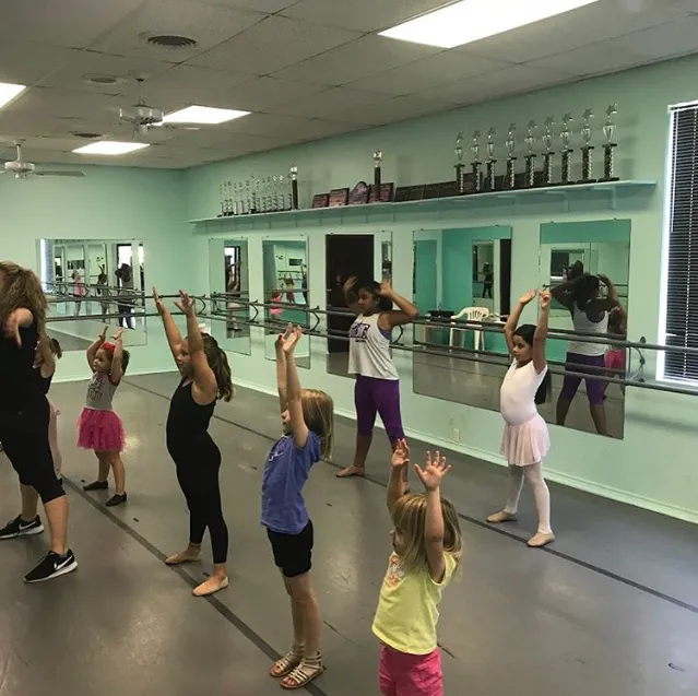 Dance Axiom Picture 9