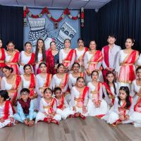 Shruti's Dance & Yoga ico