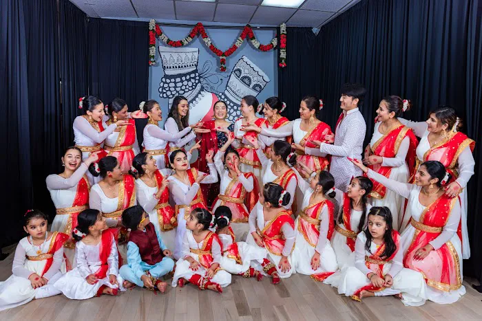 Shruti's Dance & Yoga Picture 6