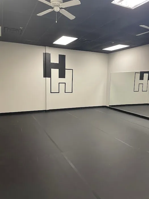 Harlen House of Dance Picture 5