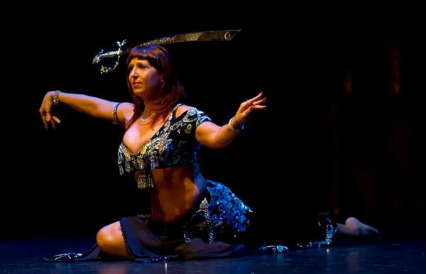 Crescent Moon Belly Dance Picture 4